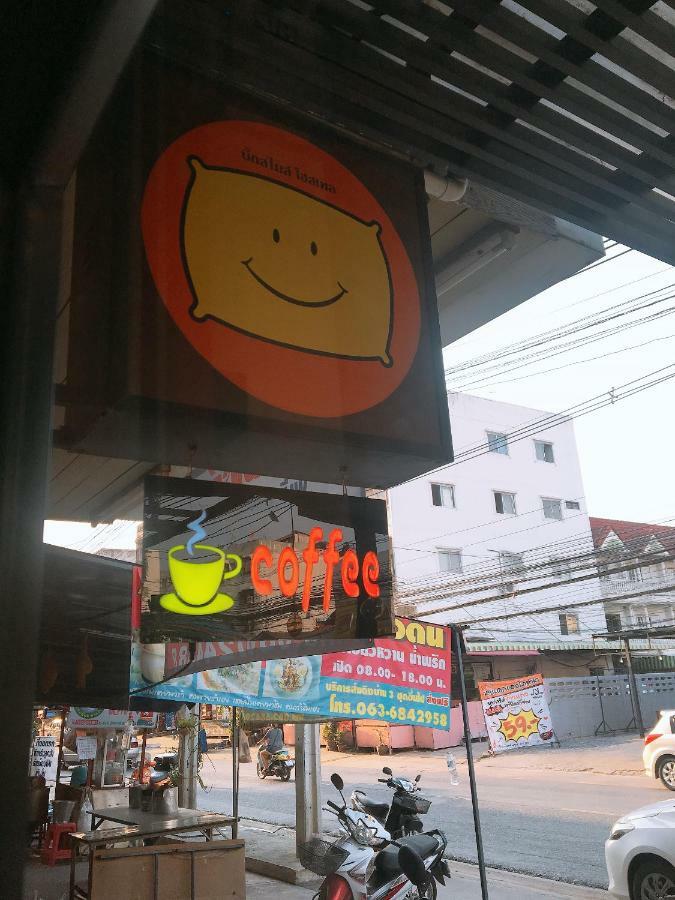 Big Smile Otel Bangkok Dış mekan fotoğraf